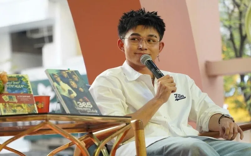jun pham bao nhieu tuoi thong tin moi nhat ve nam ca si