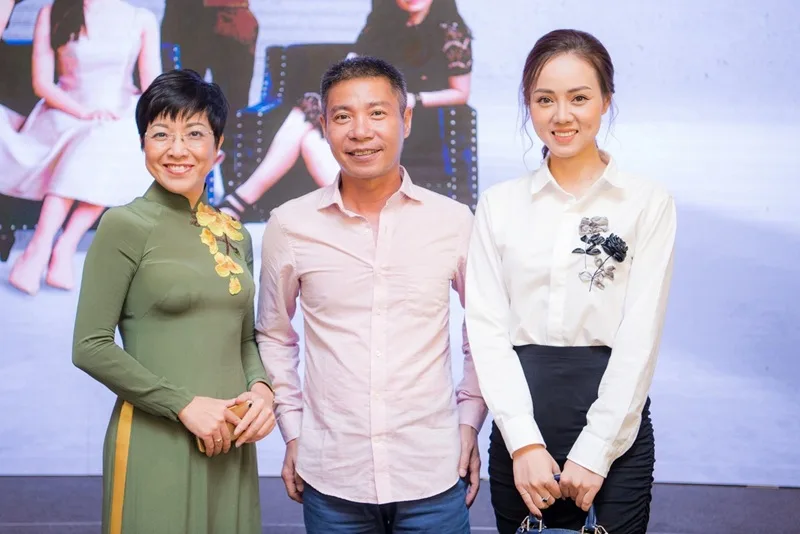 tieu su ngoc ha vo cong ly