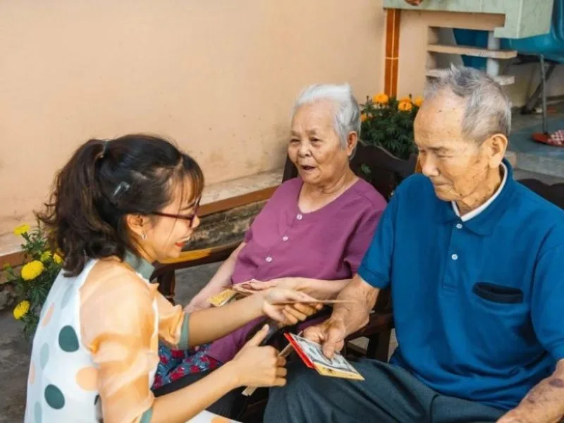 nam mo thay nguoi than cho tien danh so gi giai ma diem bao